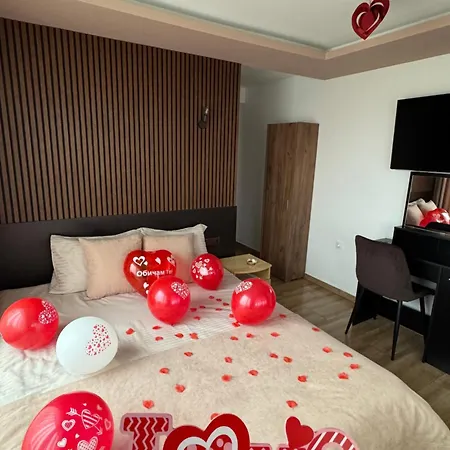 Villa сънсет 2 Dospat